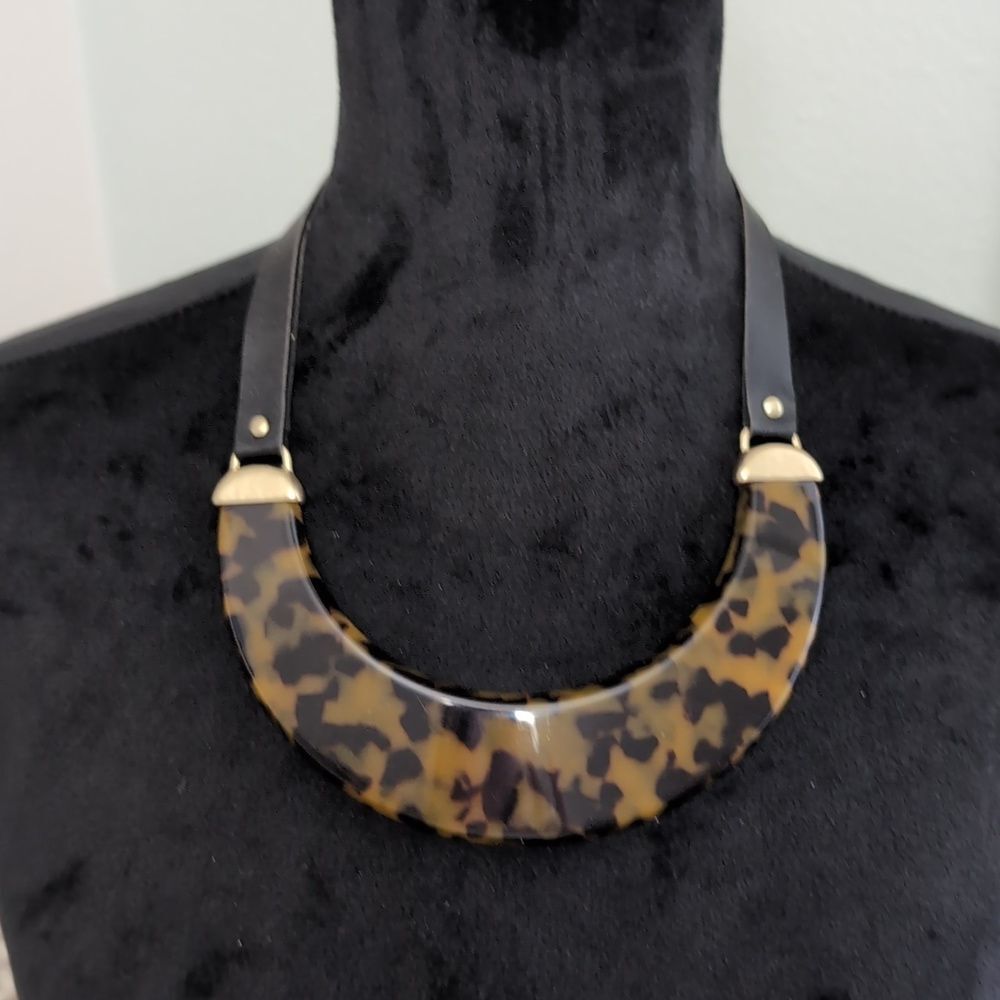 Chico's "Sierra" Retired Tortoise Bib Necklace